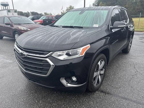 2021 Chevrolet Traverse LT Leather