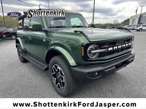 2025 Ford Bronco Outer Banks