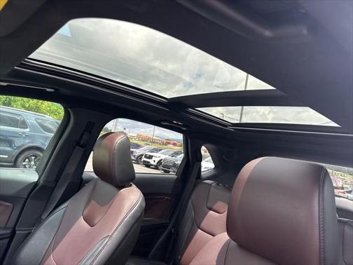 2021 Ford Edge Titanium