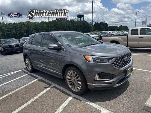2021 Ford Edge Titanium