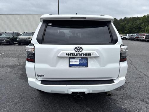White 2022 Toyota 4Runner SR5 Premium