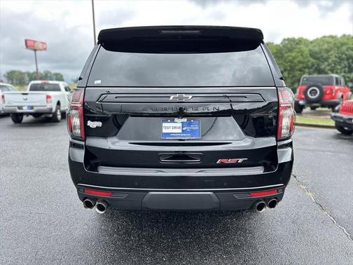 2023 Chevrolet Suburban RST