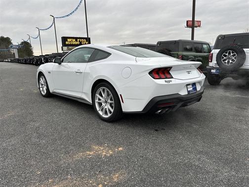 2025 Ford Mustang GT Premium