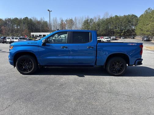 2024 Chevrolet Silverado 1500 Custom