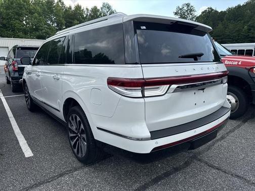 2022 Lincoln Navigator Reserve