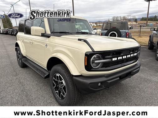 2025 Ford Bronco Outer Banks