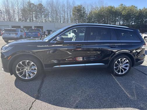 2025 Lincoln Aviator Reserve AWD