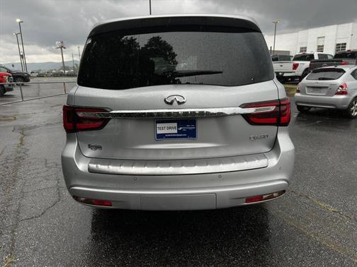 2018 INFINITI QX80 Base