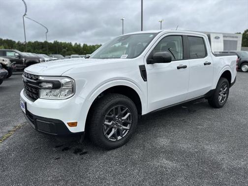 2022 Ford Maverick XL
