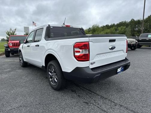 2022 Ford Maverick XL
