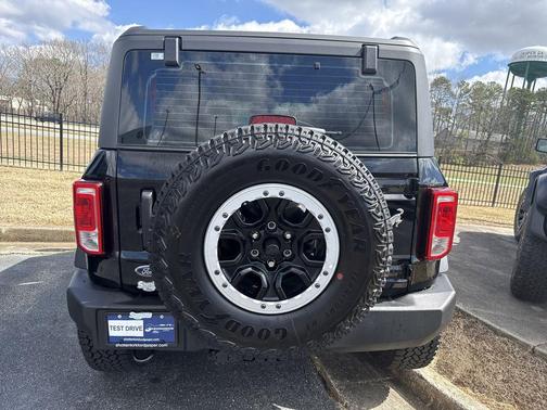 2025 Ford Bronco Base