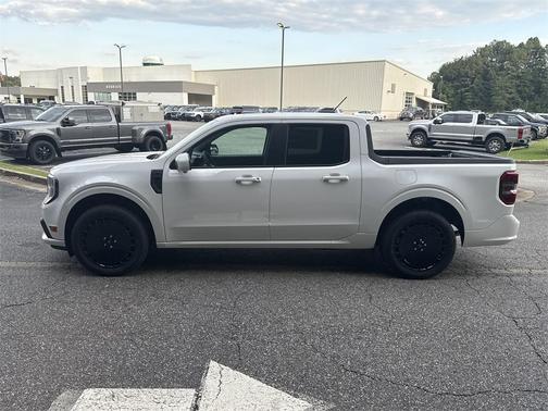 2025 Ford Maverick Lobo High