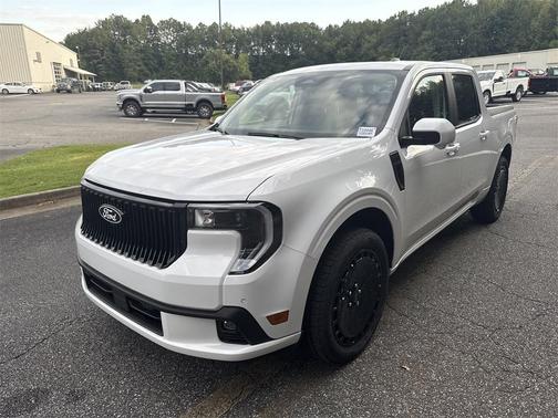 2025 Ford Maverick Lobo High