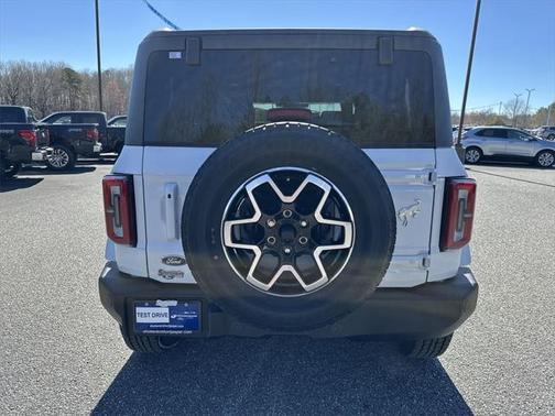 2025 Ford Bronco Outer Banks