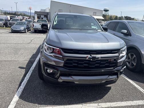 Satin Steel Metallic 2022 Chevrolet Colorado Z71
