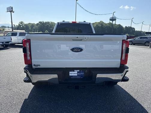 2023 Ford F-450 Lariat