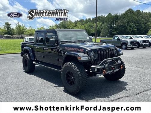 2023 Jeep Gladiator Mojave
