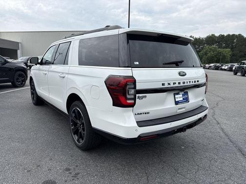 Star White Metallic Tri-Coat 2023 Ford Expedition Limited