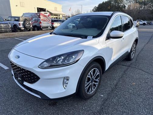 2020 Ford Escape SEL