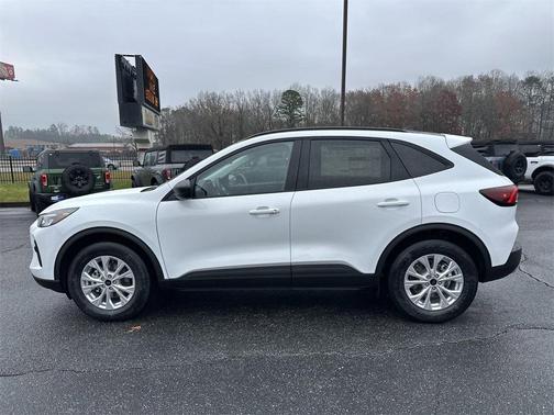 2025 Ford Escape Active