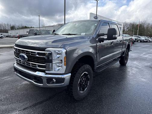 2025 Ford F-350 XLT