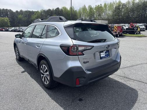 Ice Silver Metallic 2020 Subaru Outback Base