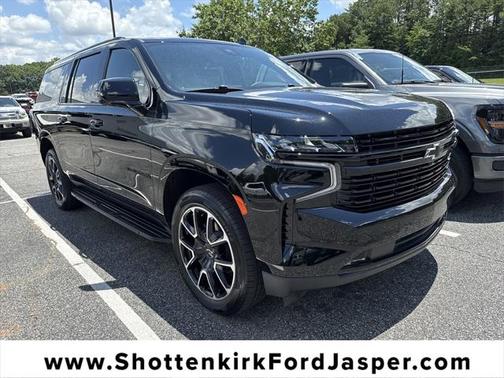 2023 Chevrolet Suburban RST