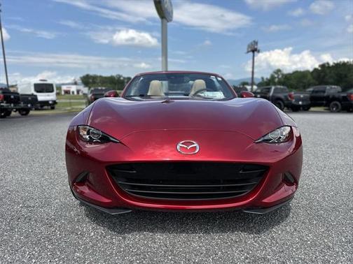 2019 Mazda MX-5 Miata RF Grand Touring