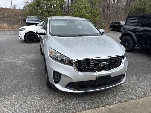 Sparkling Silver 2020 Kia Sorento LX