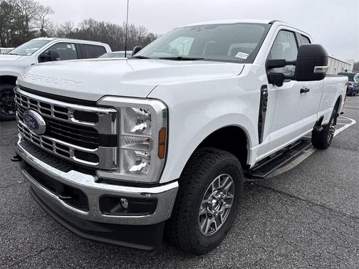 2025 Ford F-350 XLT