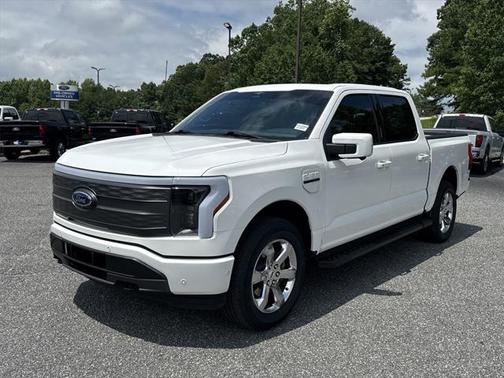 2023 Ford F-150 Lightning LARIAT