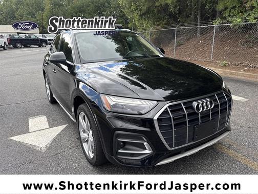 2021 Audi Q5 45 Prestige