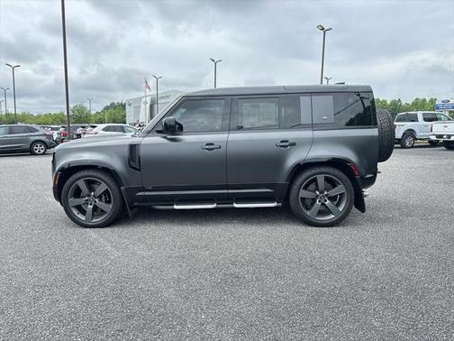 2024 Land Rover Defender Carpathian Edition