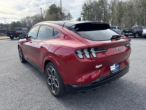 2022 Ford Mustang Mach-E GT