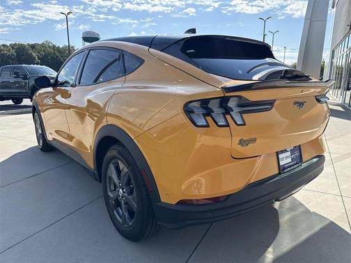 2023 Ford Mustang Mach-E Select