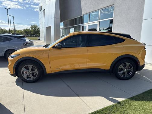 2023 Ford Mustang Mach-E Select