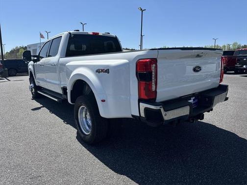 2023 Ford F-350 Lariat