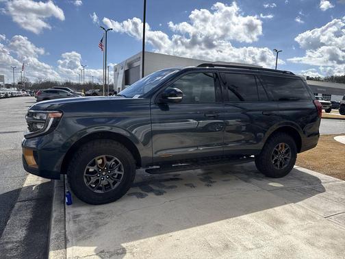 2025 Ford Expedition Tremor
