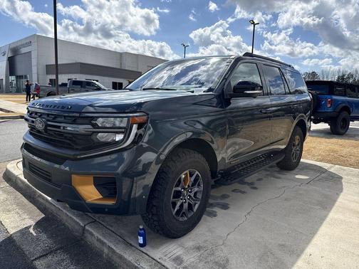 2025 Ford Expedition Tremor