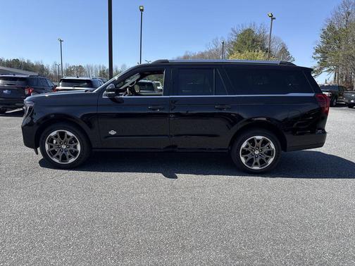 AGATE BLACK METALLIC 2025 Ford Expedition King Ranch