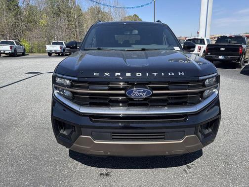 AGATE BLACK METALLIC 2025 Ford Expedition King Ranch
