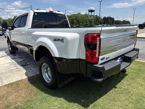 Star White Metallic Tri-Coat 2024 Ford F-350 King Ranch