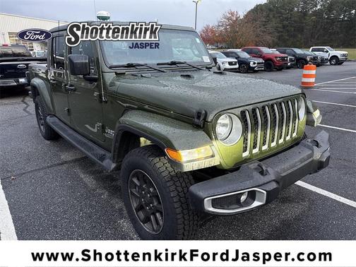 2022 Jeep Gladiator Overland