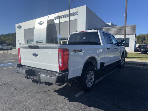 2024 Ford F-250 XLT