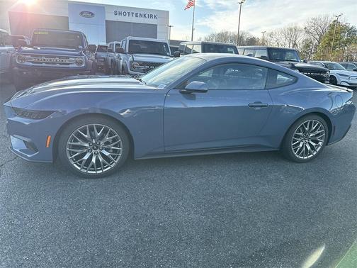 2026 Ford Mustang EcoBoost Premium