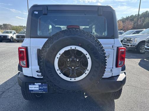 2025 Ford Bronco Base