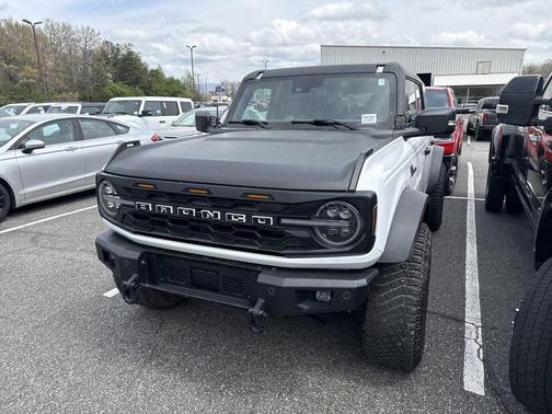 OXFORD WHITE 2023 Ford Bronco Wildtrak