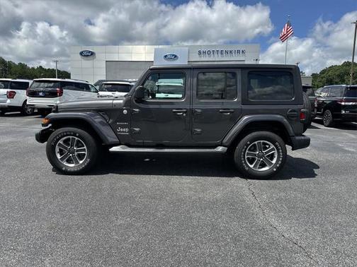 2019 Jeep Wrangler Unlimited Sahara