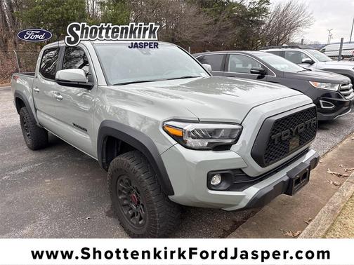 2023 Toyota Tacoma TRD Off-Road