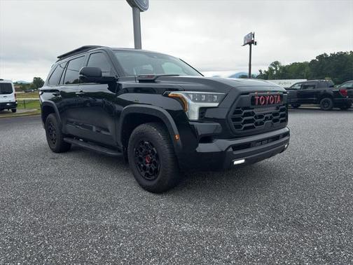 2025 Toyota Sequoia Base